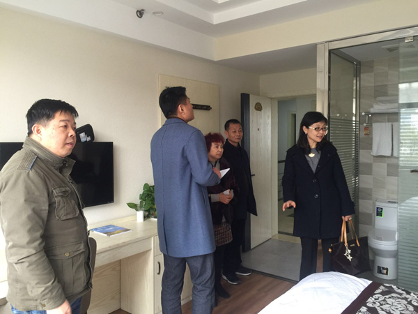 区旅游局韩蓓副局长一行赴胥口镇进行春节前旅游安全检查
