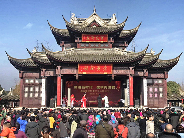 甪直古镇过大年 祈福纳祥年味浓