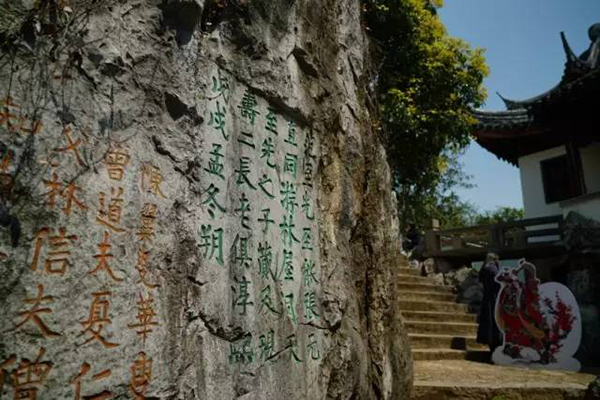 对于西山，我不是归人，是个过客