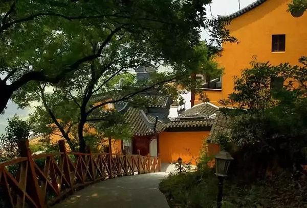 永慧禅寺”的名字还藏着一段故事