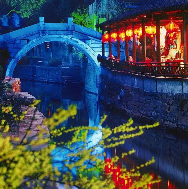 叮！您有一份甪直夜游攻略，请查收！