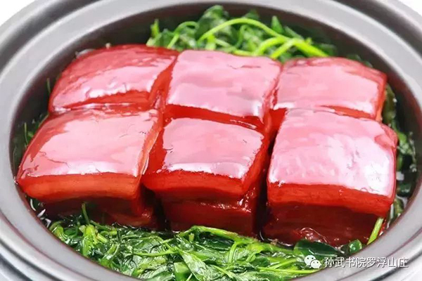 春风十里不如吃起，记那些引诱你味蕾的穹窿美食！