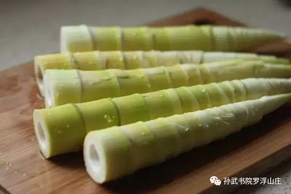 春风十里不如吃起，记那些引诱你味蕾的穹窿美食！