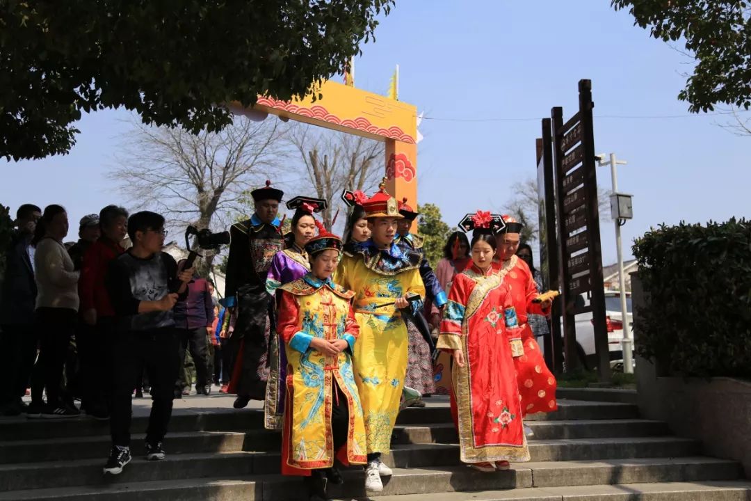 游园赏花探艺寻美味......五一游玩宝鉴等你来查收