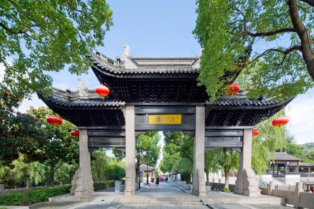在吴中，有一座西施乾隆都中意的古镇，还不来看看！