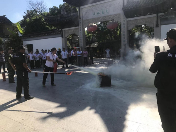 甪直古镇景区组织开展夏季消防演练活动