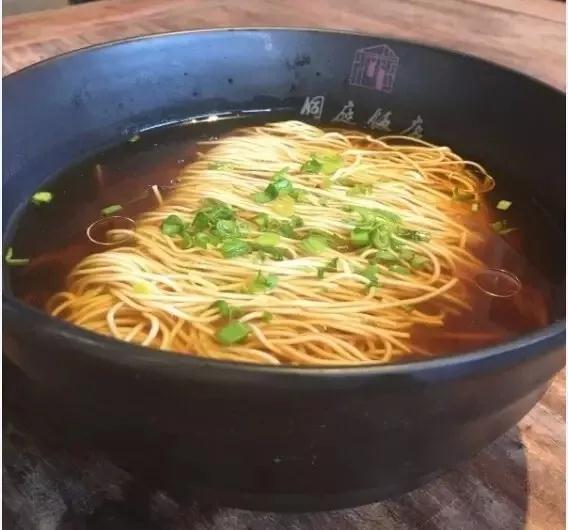 终于等到你，洞庭饭店老牌一碗面又重新开卖啦！！！