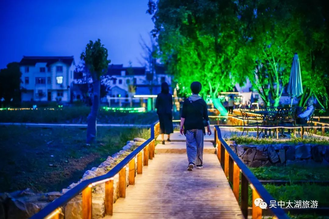 今夜“吴”眠丨夜色临湖，等你来撩！