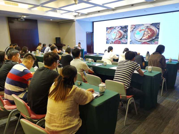 木渎文旅集团举办员工手机摄影技能培训