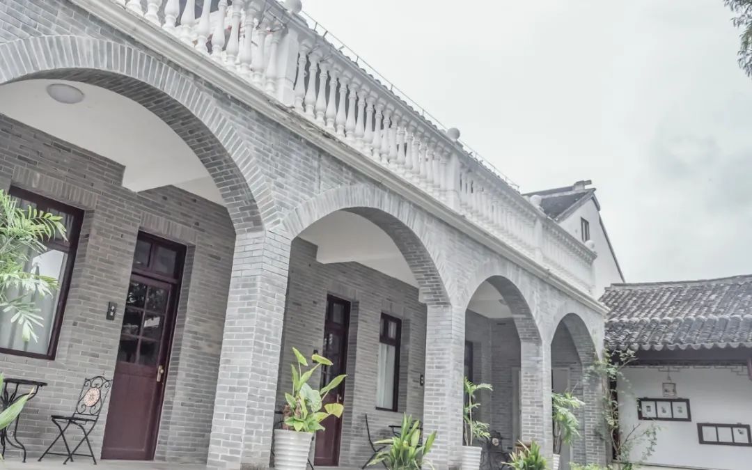 诗意栖居丨老宅变民宿，绝对有故事！