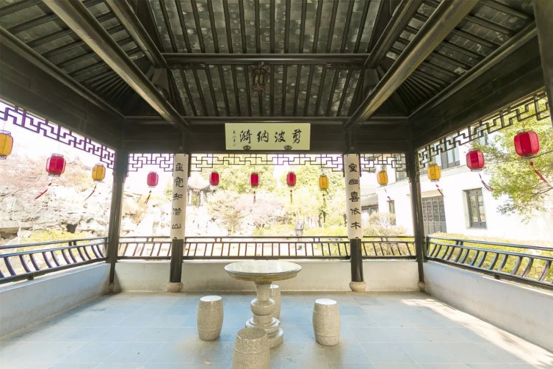 一年好景君须记，最是橙黄橘绿时
