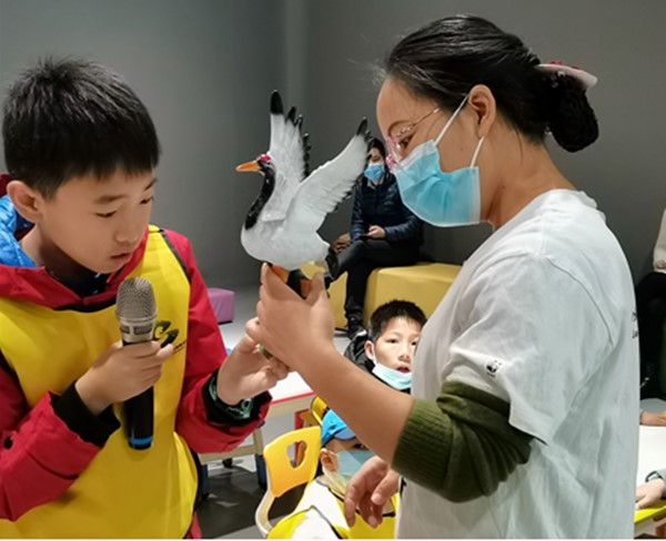 太湖湖滨湿地自然学校开展“丹顶鹤”主题宣教活动