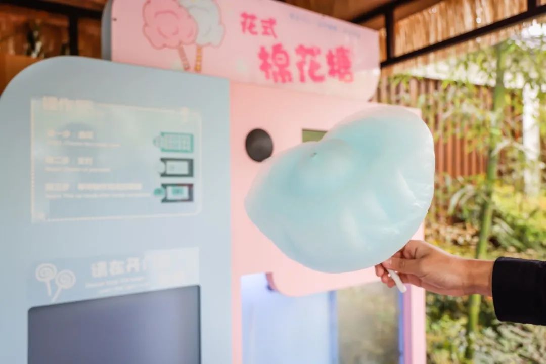 快来点击生成你的旅游目的地！