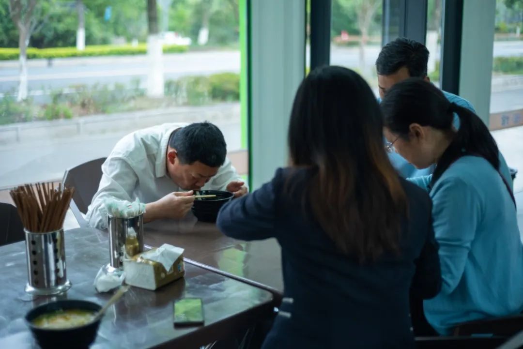 出面只需1分钟!苏州首家无人面馆就在…