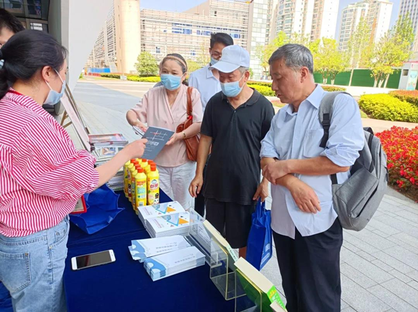 【我为群众办实事】吴中区图书馆举办“6·16全国安全生产宣传咨询日”广场宣传活动