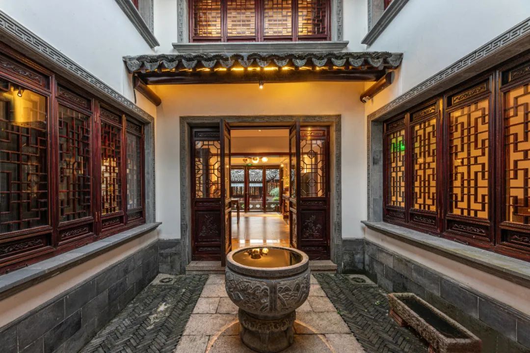 诗意栖居丨藏在古镇的私家园林，带你入住江南诗画里！