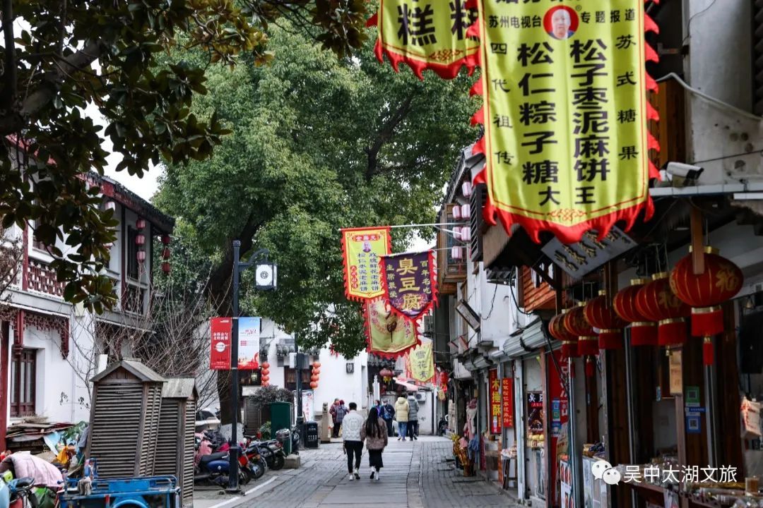 乾隆六下江南的原因是……