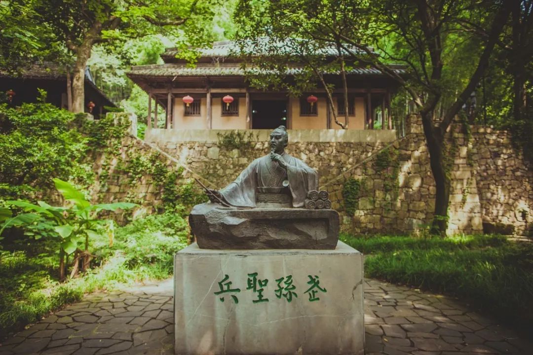 给青春一点仪式感，来吴中旅行吧！