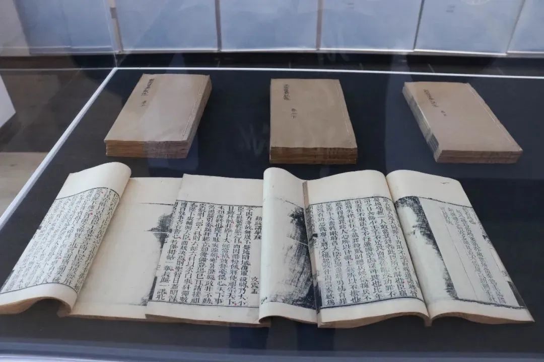 “吴风颂廉——吴地廉勤主题文物展”开幕