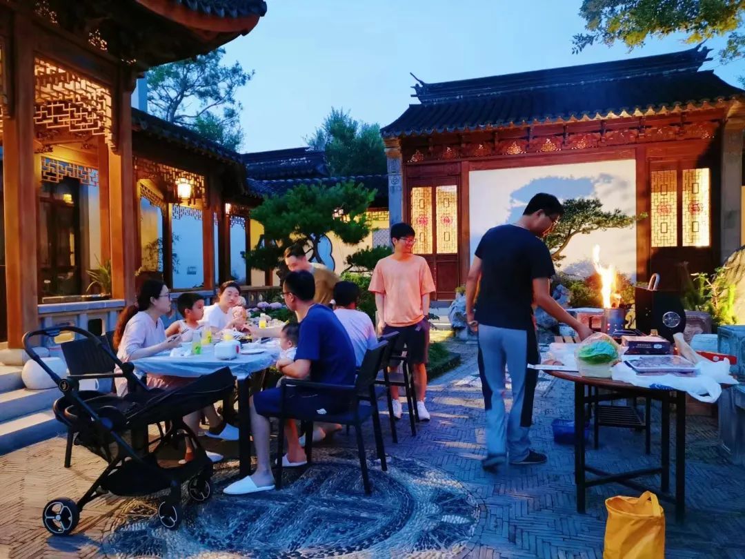 一半园林诗意，一半烟火人间！
