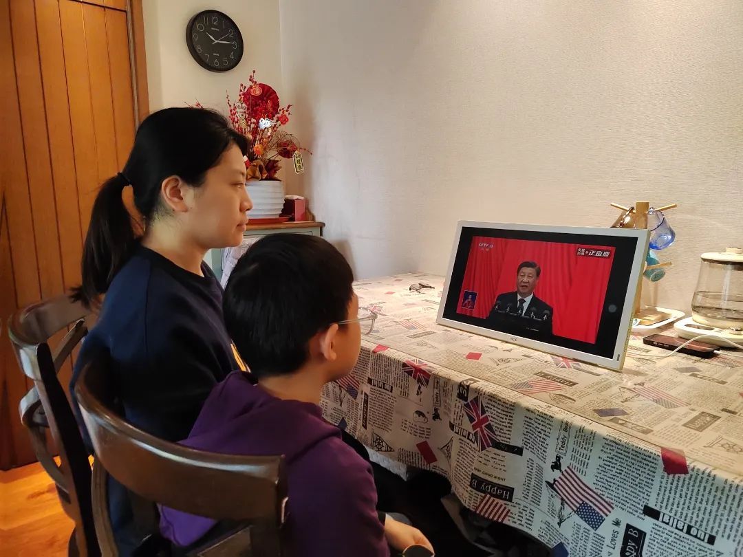 吴中区文体旅系统干部职工认真收听收看热议二十大开幕盛况