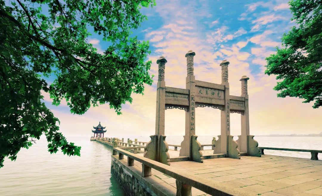 码头看日落，一起追赶浪漫！