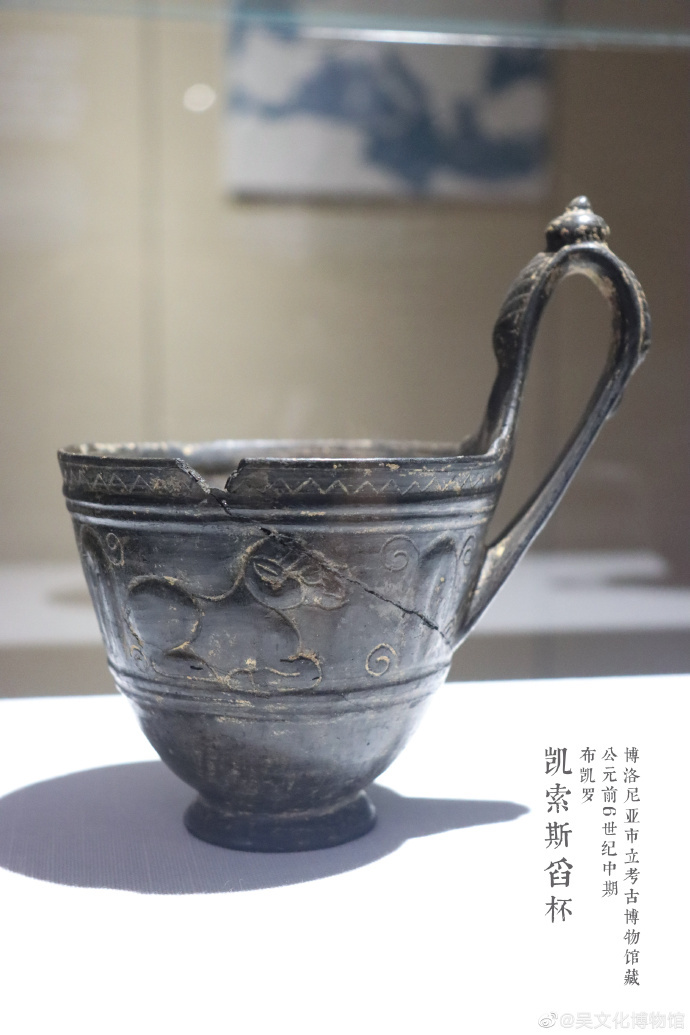 博物馆里的酒器：历史与文化的见证者