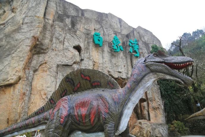 “穿越侏罗纪·恐龙嘉年华”空降白象湾！