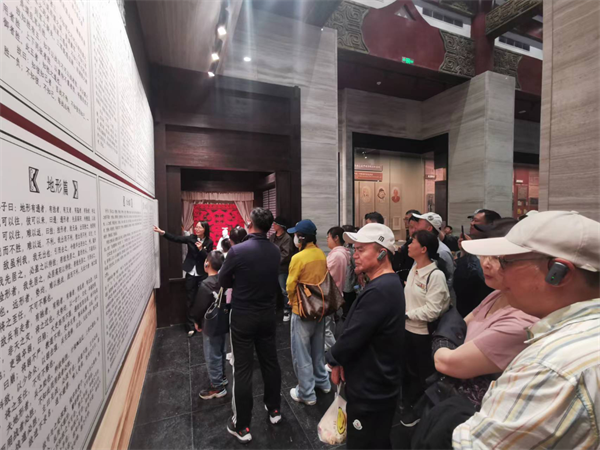 吴中区台企联谊会开展“探索吴文化 访孙武文化园”主题活动