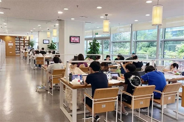 “夏日送清凉 文化润民心”家门口的“清凉驿站”来了