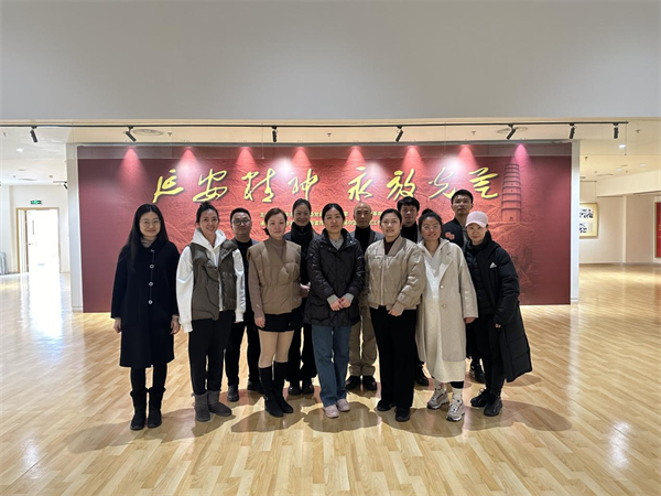 吴中区文化馆党支部组织党员参观 《延安精神 永放光芒》主题图片展