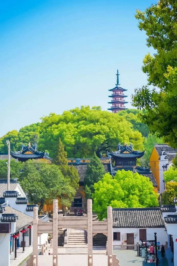 花开光福，禅意悠悠，湖岛曼妙