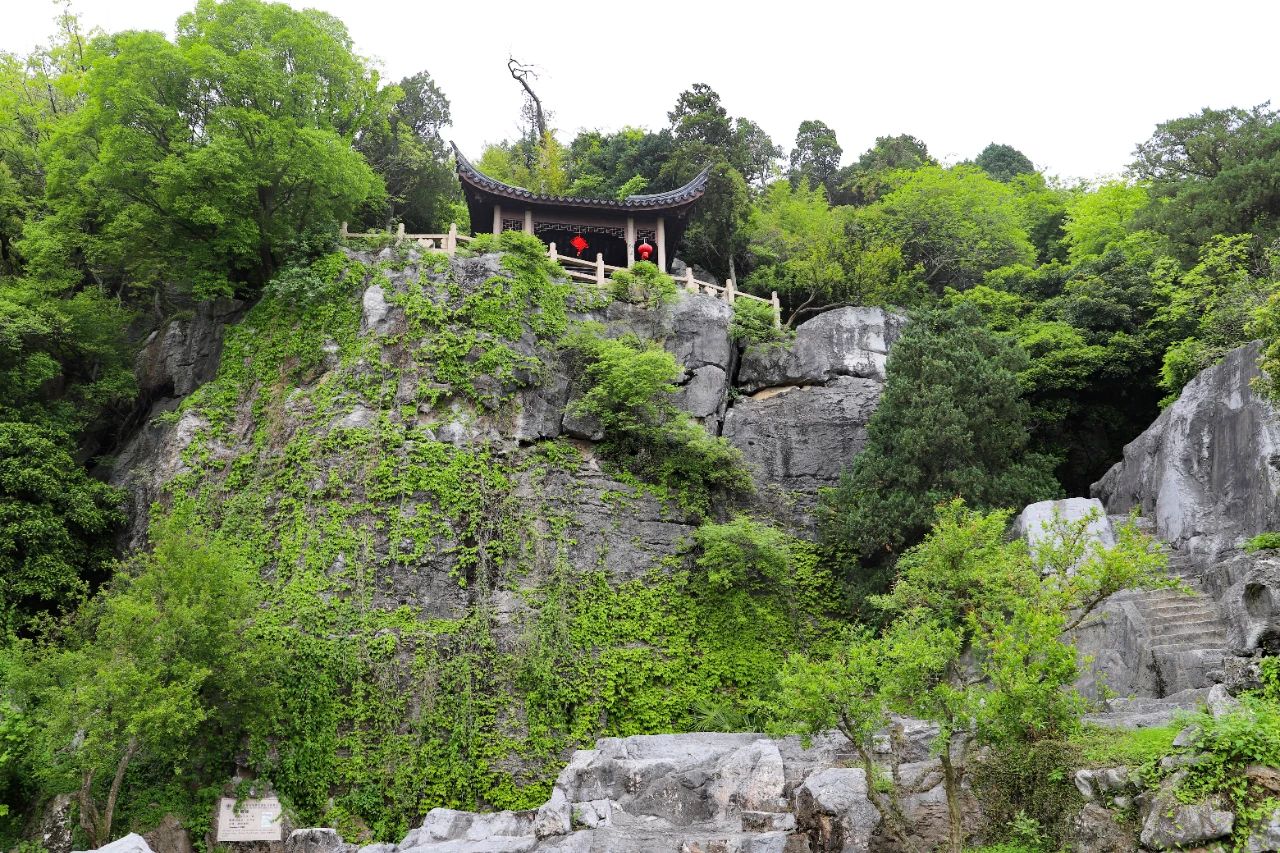 石公山N种清凉玩法，承包你的整个夏天~