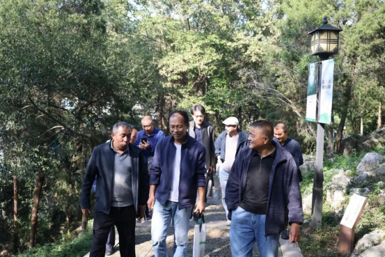 “岛沐书香，墨韵悠长”全民阅读活动在石公山景区展开