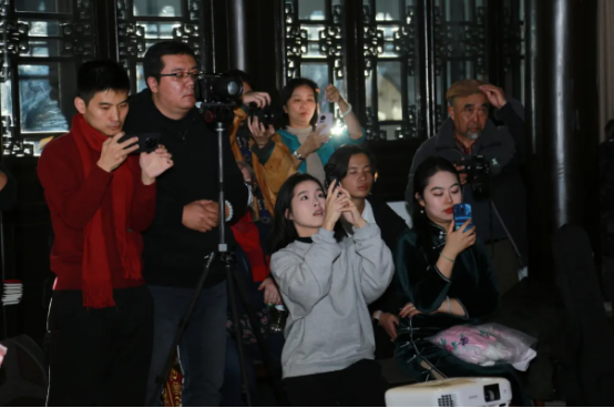 把“课堂”搬进严家花园 外国研学团深度探访木渎古镇