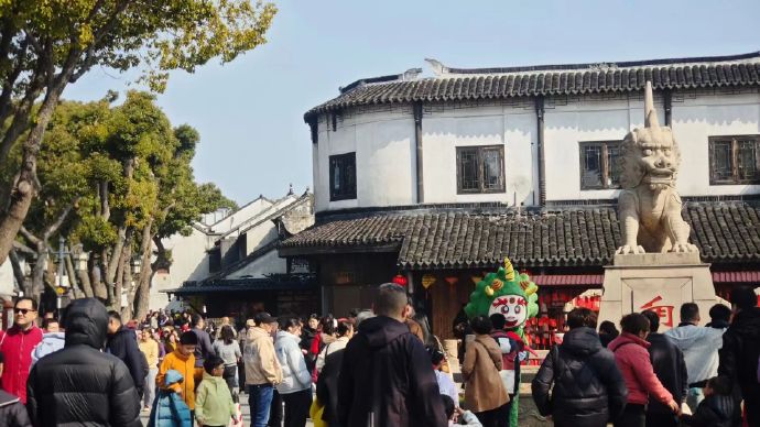 央视聚焦！古镇江南年味正当时