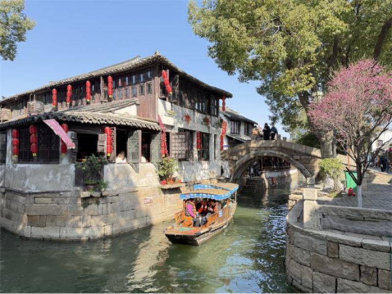 福甪来哉迎新春 古镇好市年味浓