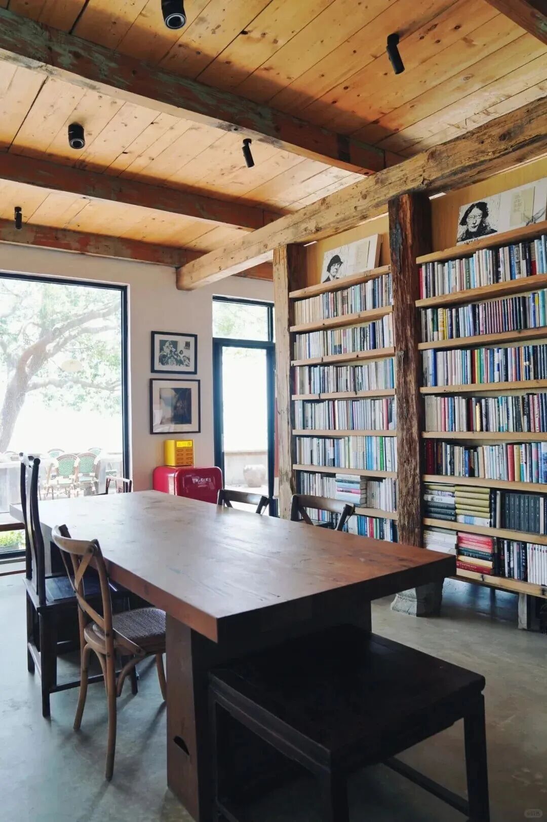 咖啡+书店：书香与醇香的对话