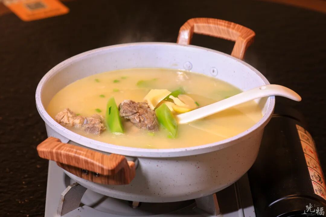 春日限定的鲜美，都藏在这座光福小镇里