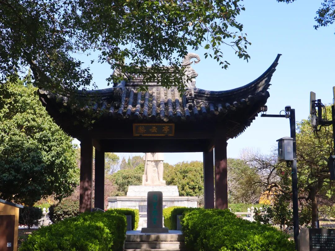 怎么能错过藏在禹王庙里的春天呢？