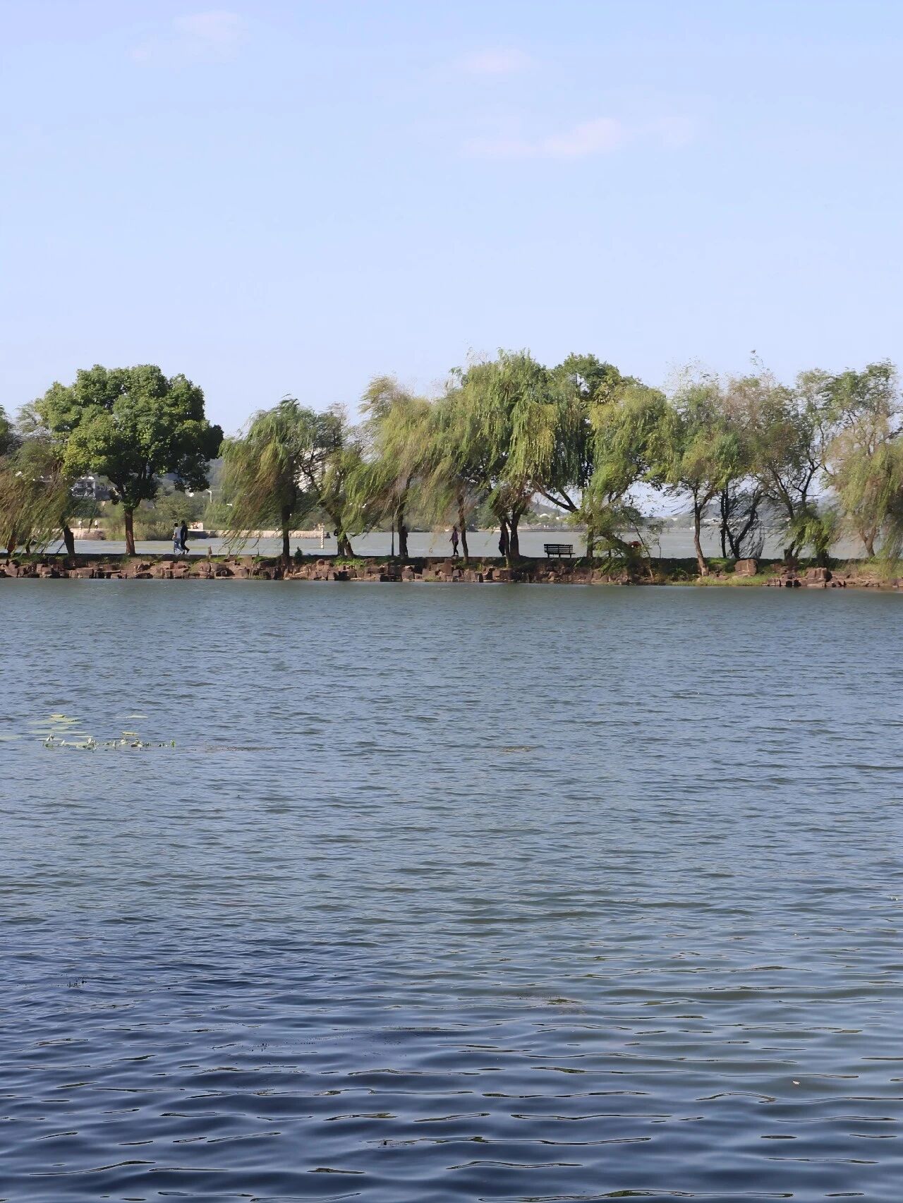 赴石公山，揽一湖春色入怀~