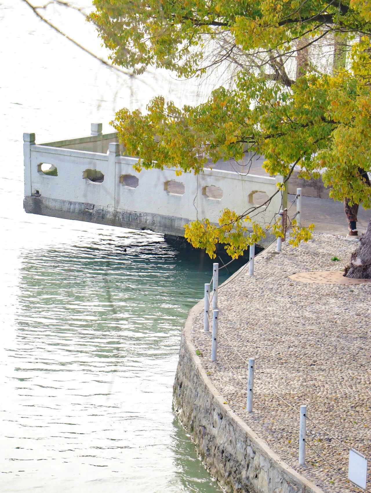 赴石公山，揽一湖春色入怀~
