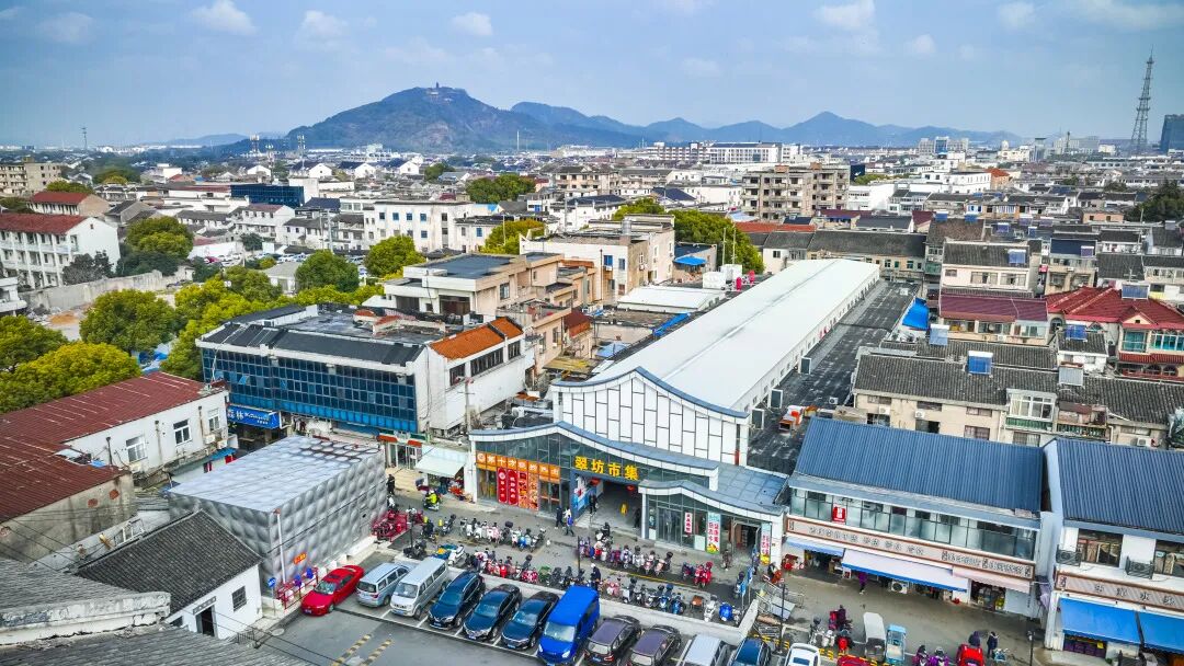 寻味菜市场,提一篮“活色生香”的春天