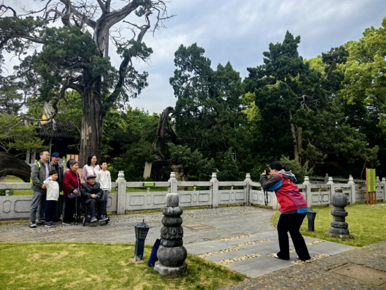 五一我在岗，青梅正当时