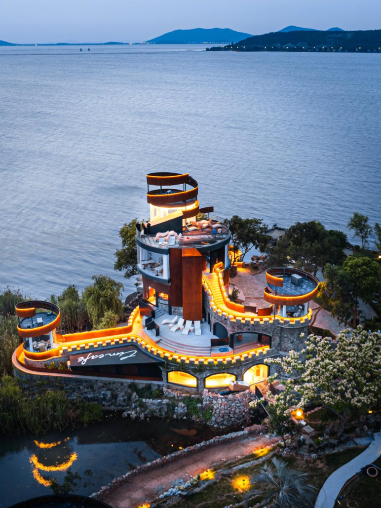 在长沙岛,“躺”在湖面上过日子~