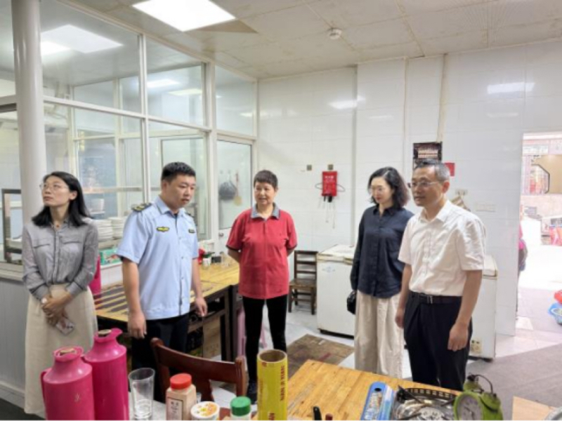 镇领导带队检查甪直古镇景区安全生产工作