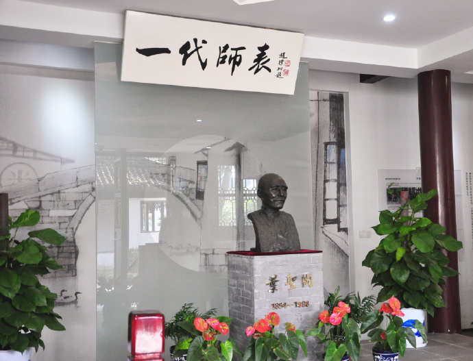 入画来！沉醉满城荷风里