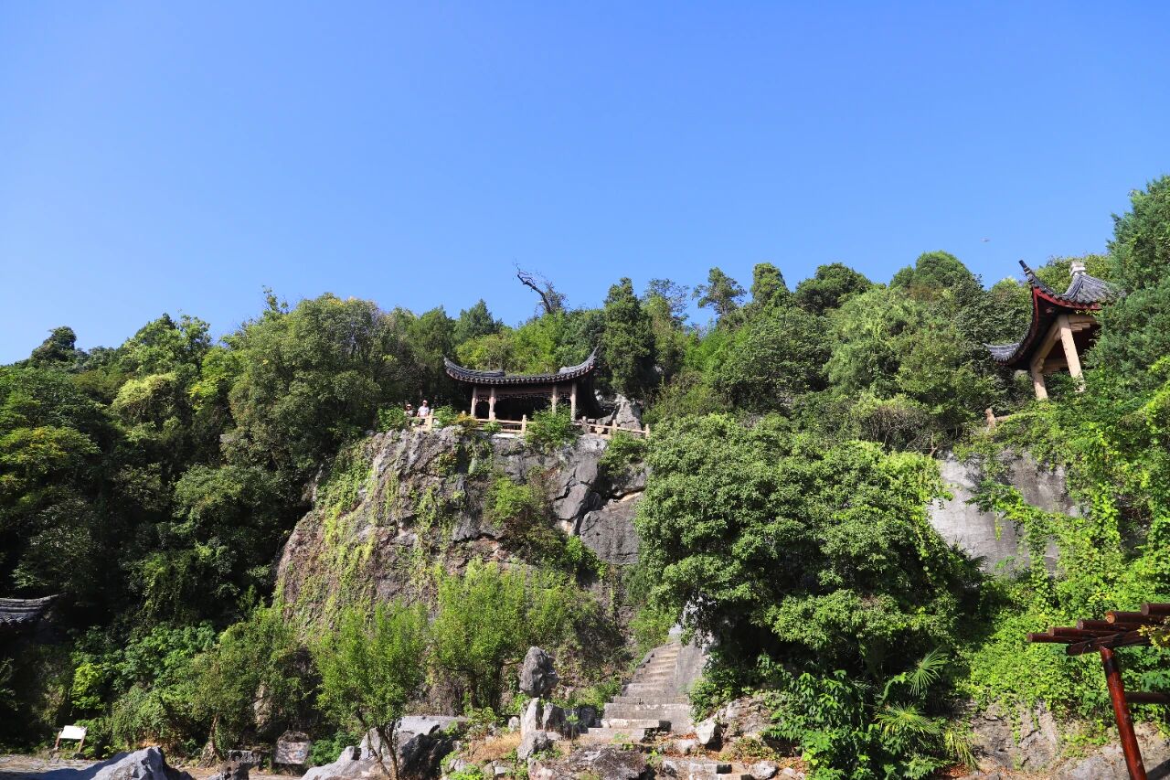 来石公山上一堂“湖海山川实景课”