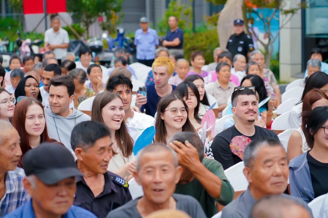 让爱回家！“跟着音乐游吴中”走进珠村社区“嘉年华”